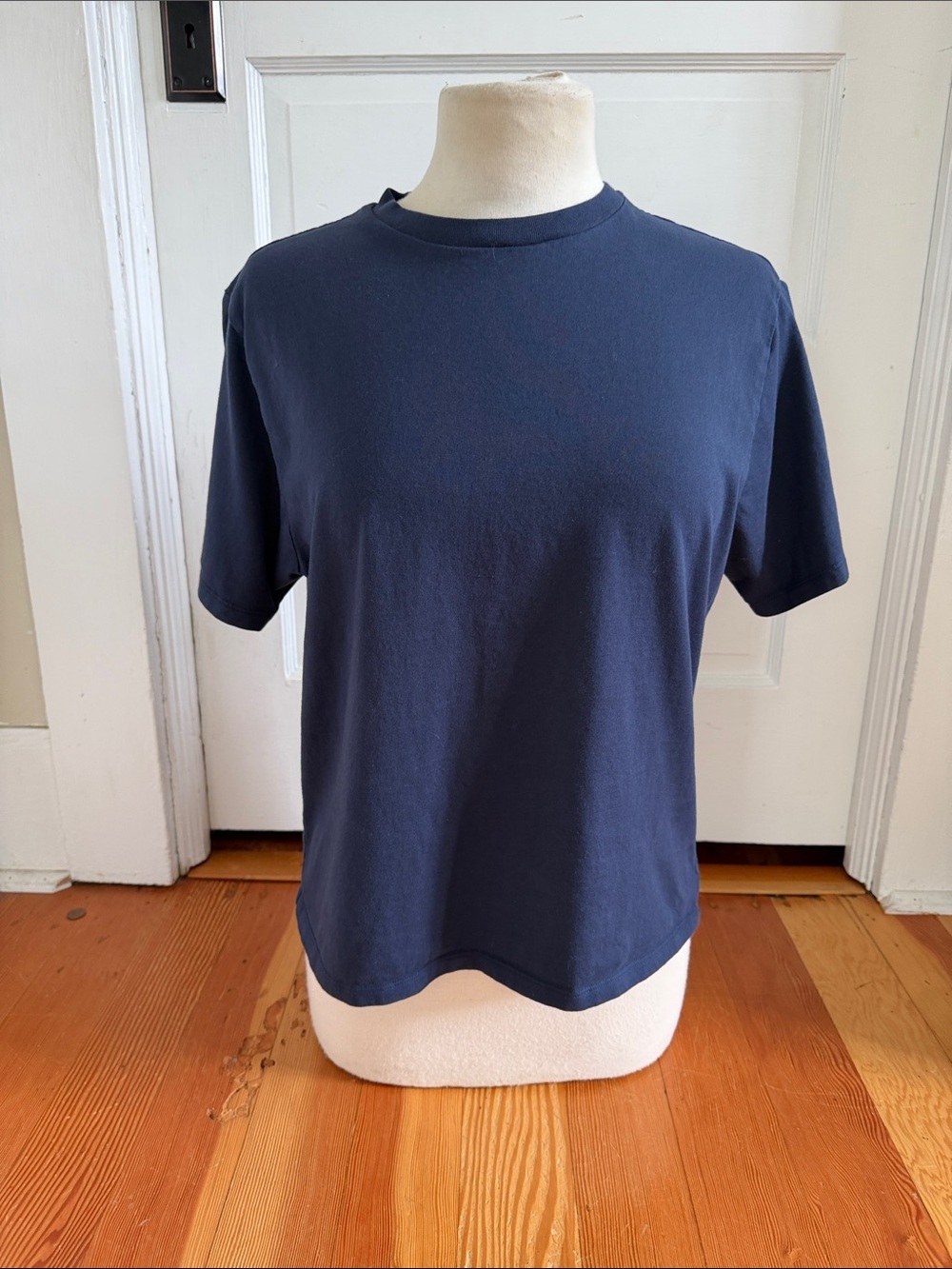 Abercrombie & Fitch Navy Blue Short Sleeve Relaxed Tee Shirt Medium